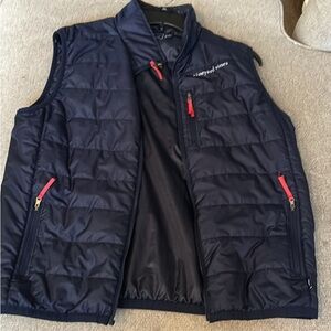 Youth vineyard vines vest XL